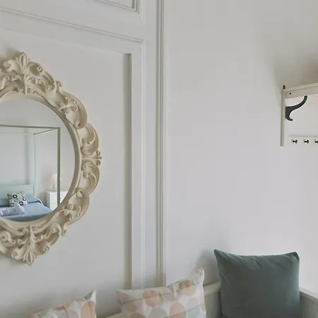 Гостьовий будинок Casanova And To Rent 4*