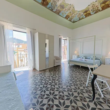 Casanova And To Rent Гостьовий будинок 4*