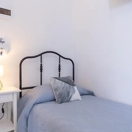 Гостьовий будинок Casanova And To Rent