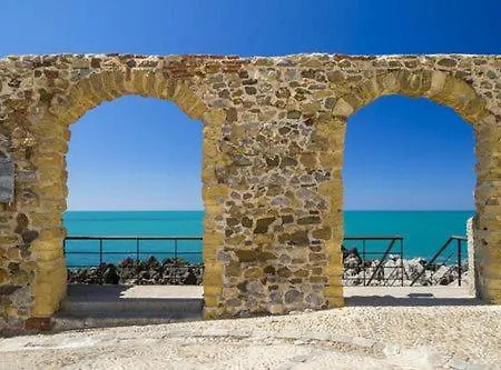 Гостьовий будинок Casanova And To Rent