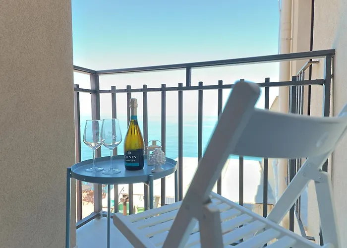 Casanova And To Rent Pensionat 4*