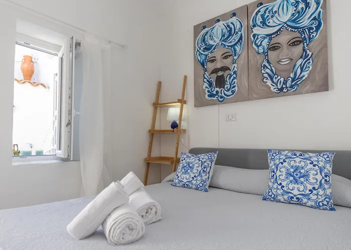 Casanova And To Rent 4*