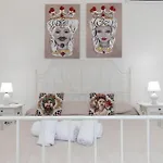 Casanova And To Rent צ'פאלו