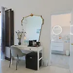 Casanova And To Rent Гостьовий будинок