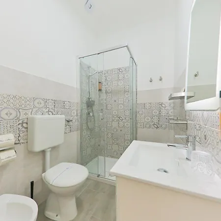 Casanova And To Rent בית הארחה 4*