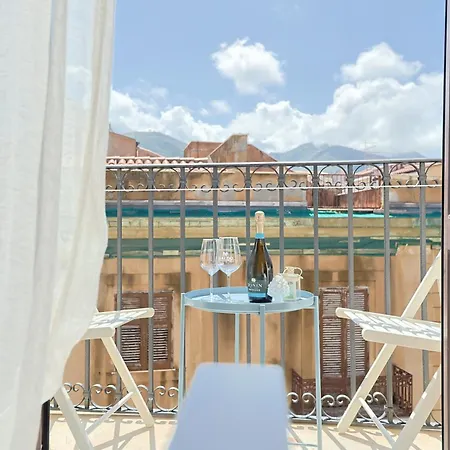 Casanova And To Rent 4*