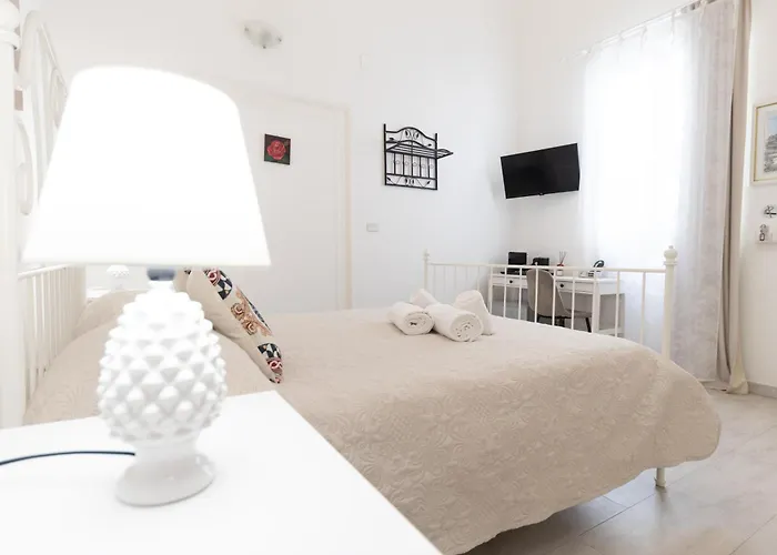 Гостьовий будинок Casanova And To Rent 4*