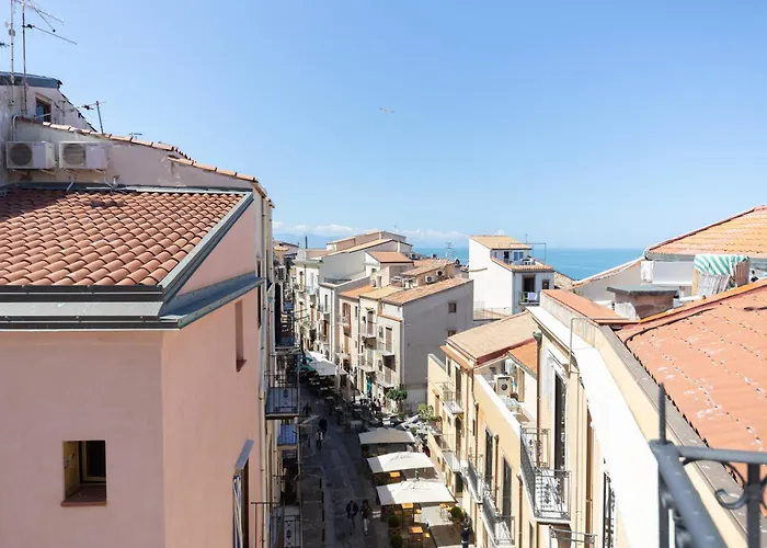 Casanova And To Rent بيت ضيافة