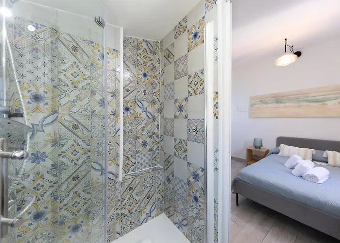 Casanova And To Rent بيت ضيافة