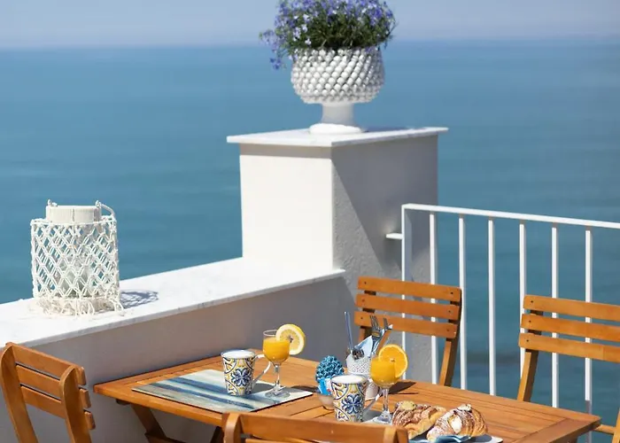 Casanova And To Rent بيت ضيافة